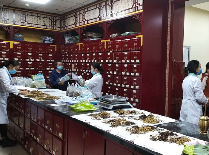 陕西佛慈医药有限漫蛙漫画主要从事国内外西药、中成药、新特药品批发..