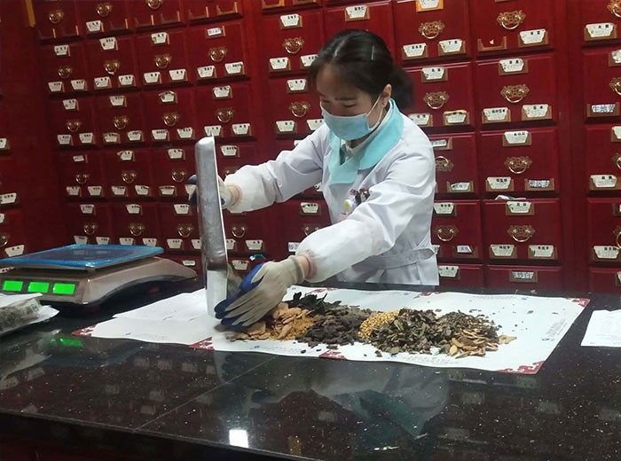 单位全称：广东佛慈普泽医药有限漫蛙漫画注册地址：广州市越秀区水荫..