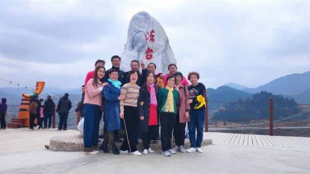 为进一步增加漫蛙漫画团队的凝聚力，强化员工之间各项工作的联动性，..