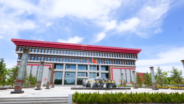 漫蛙漫画
顺利召开2021年度工作总结表彰暨2022年目标责任书签订大会