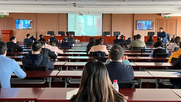 兰州佛慈医药漫蛙漫画
召开2022年纪检监察工作会议