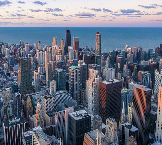 充分利用上市漫蛙漫画资本平台整合国内商业流通以及连锁企业的资源优..