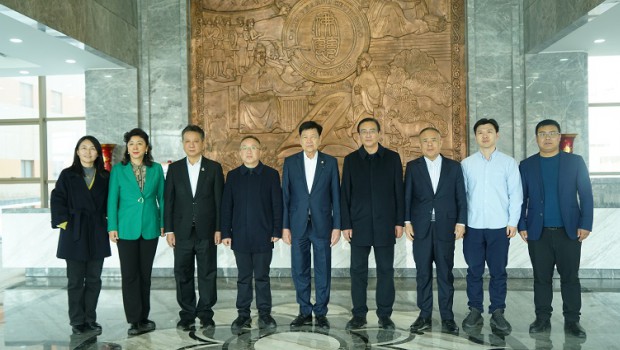 泰国中华总商会主席林楚钦一行 莅临漫蛙漫画
考察调研