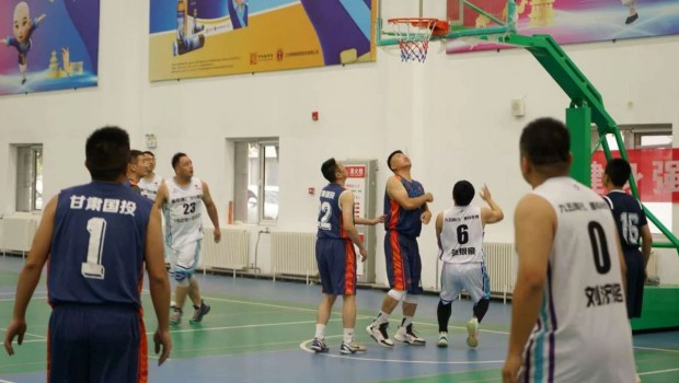 庆中秋，迎国庆——漫蛙漫画
与甘肃国投漫蛙漫画
、兰州三毛漫蛙漫画
篮球友谊赛成功举办