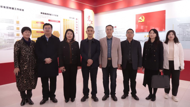 兰州新区职教园区服务保障中心党委书记、主任李伟一行赴漫蛙漫画
考察调研