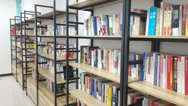 世界读书日｜培养阅读习惯，点亮生活书香