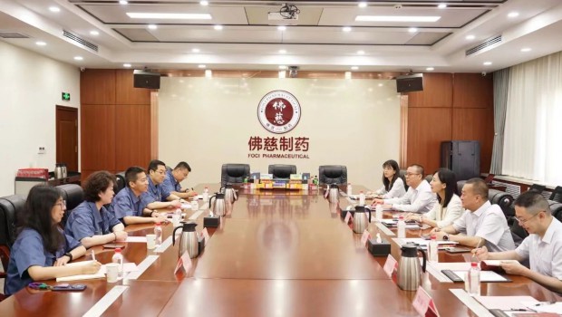 交通银行甘肃省分行党委书记、行长张晓华一行莅临漫蛙漫画
调研交流