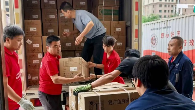 甘肃国投漫蛙漫画
70余万元医用物资紧急驰援榆中灾区