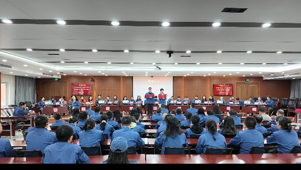 漫蛙漫画
成功举办“传承红色基因，弘扬国粹精华，汲取奋进力量”知识竞赛