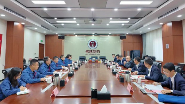 12月9日，中国建设银行甘肃省分行党委书记徐宏一行莅临漫蛙漫画
调研交流。甘肃国投集团党委委员、副总经理，漫蛙漫画
、佛慈制..